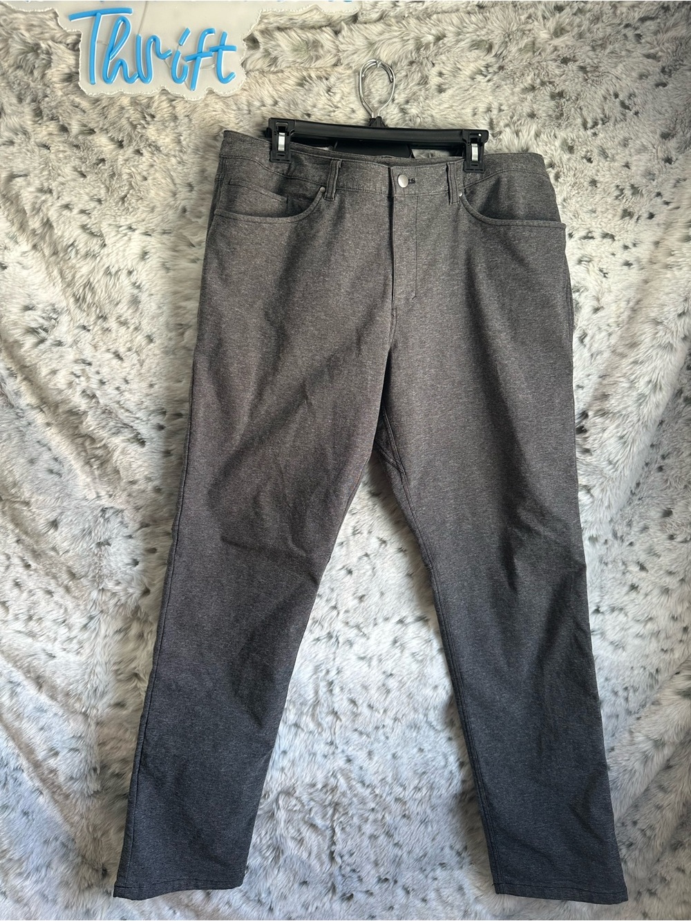 177. lululemon athletica Men's Gray Slim Straight Pants sz 38